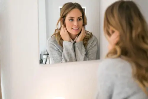 Mesotherapie Frankfurt – Hautverjüngung & Tiefenversorgung Mesotherapie Frankfurt – natürliche Hautverjüngung