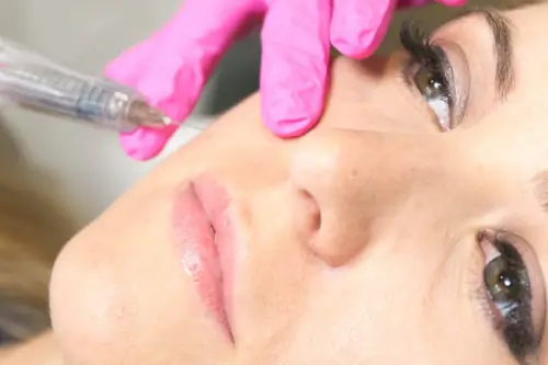 Skinbooster Frankfurt – Bio-Revitalisierung Skinbooster Frankfurt – intensive Feuchtigkeit & Anti-Aging